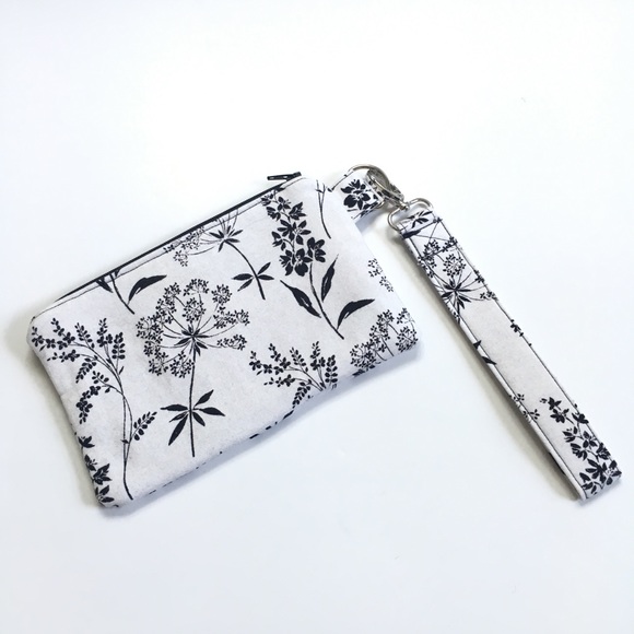Flower Wristlet Handcrafted Black and White, Handmade, Nature Print, Spring - Picture 3 of 7